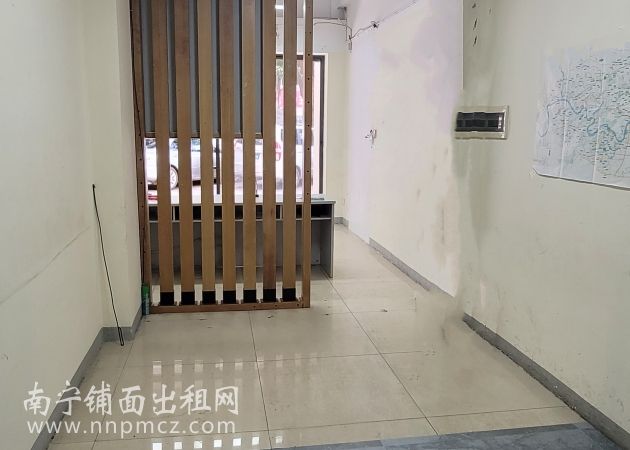 西乡塘衡阳西路34.65平方空铺招租